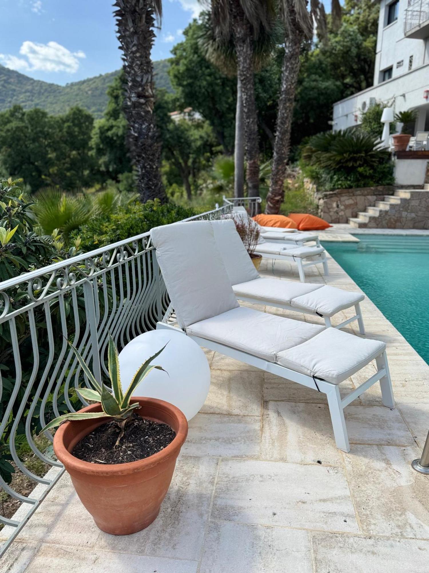 Villa Hirondelles 35 Cavalaire-sur-Mer Eksteriør billede